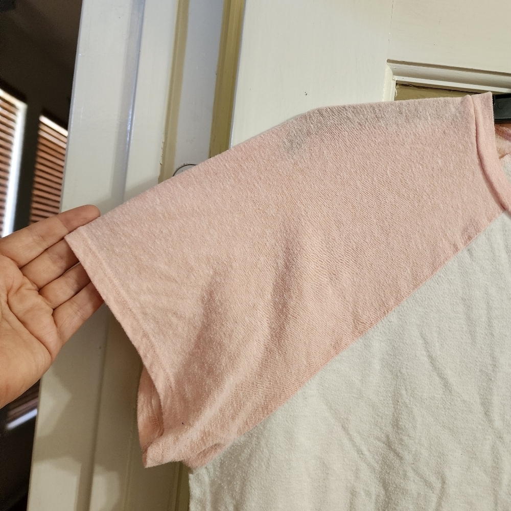 Forever 21 Pink White Raglan Crop Tee Size L Colorblock Baby Tee Casual Y2K - Picture 7 of 8